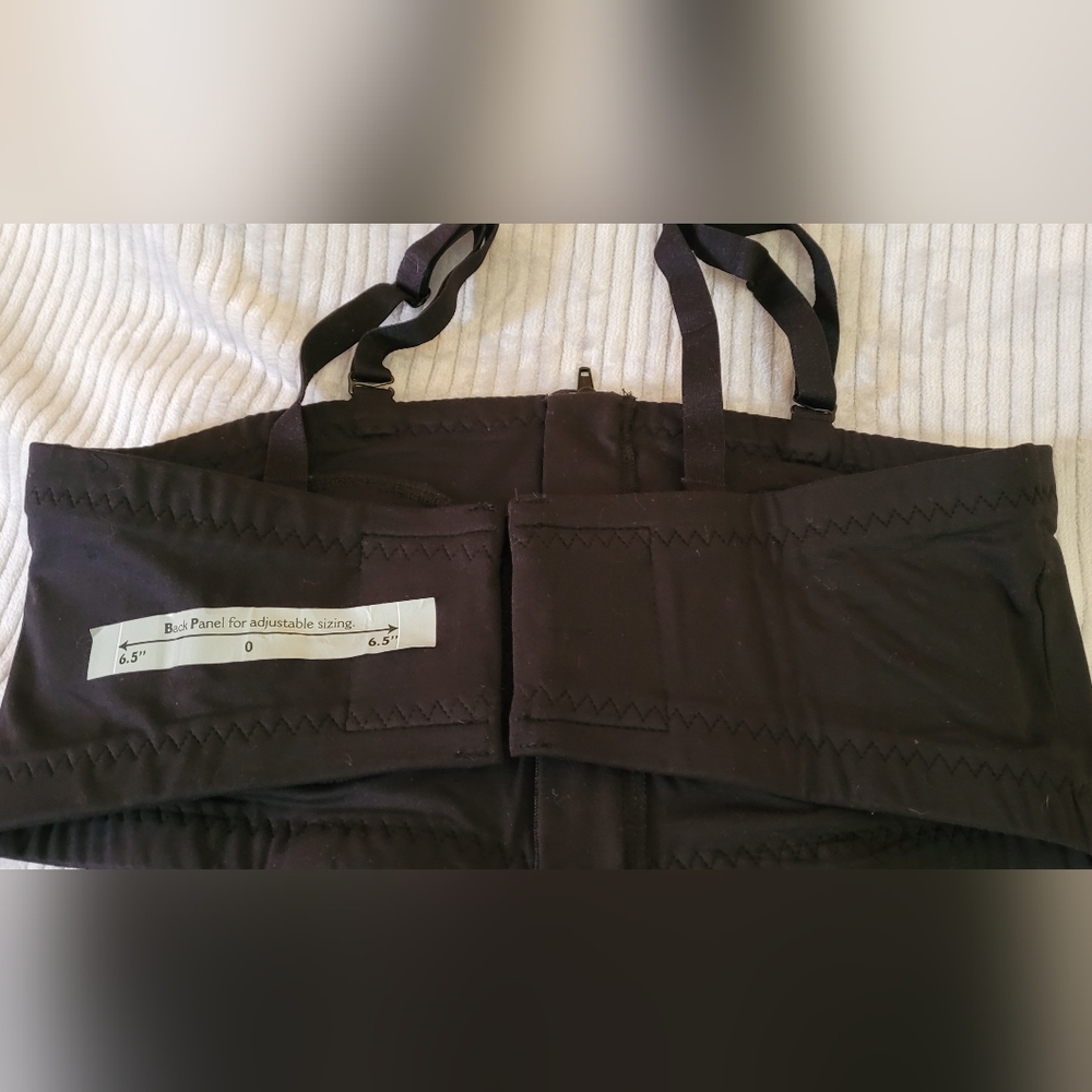 Hands Free Pumping Bra - Picture 3 of 7